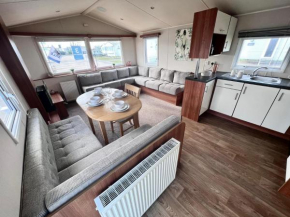 FV007 St Osyth Beach Holiday Park